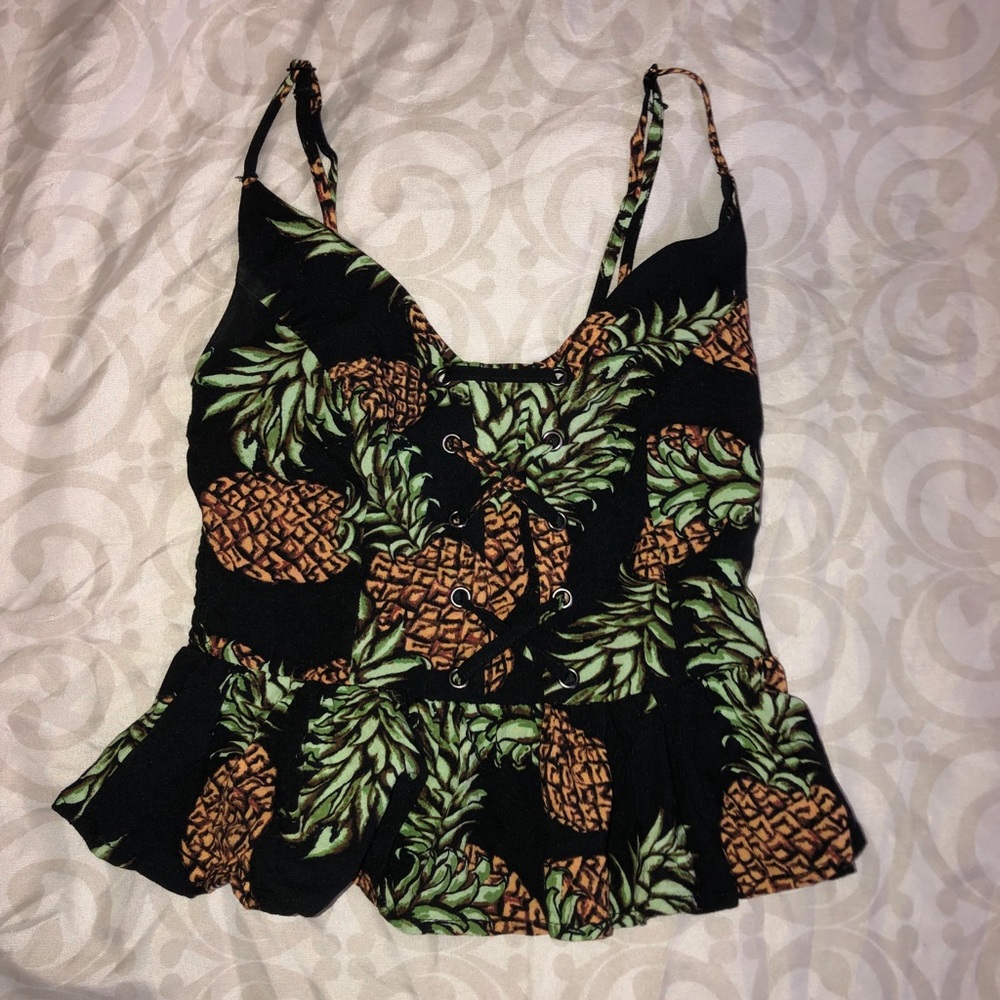 A pineapple top